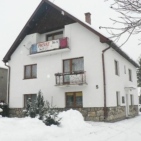 Apartman Bešeňová Extérieur photo