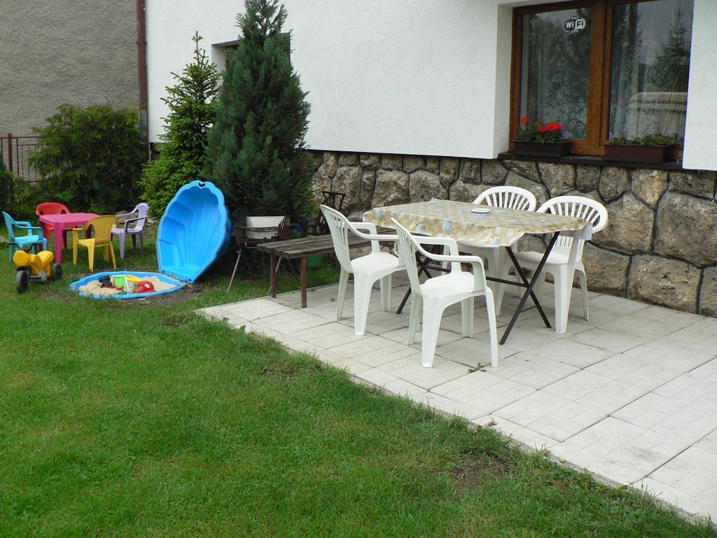 Apartman Bešeňová Extérieur photo