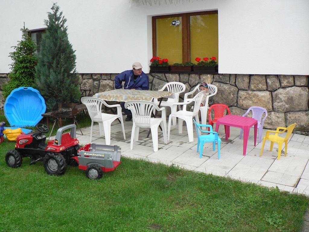 Apartman Bešeňová Extérieur photo