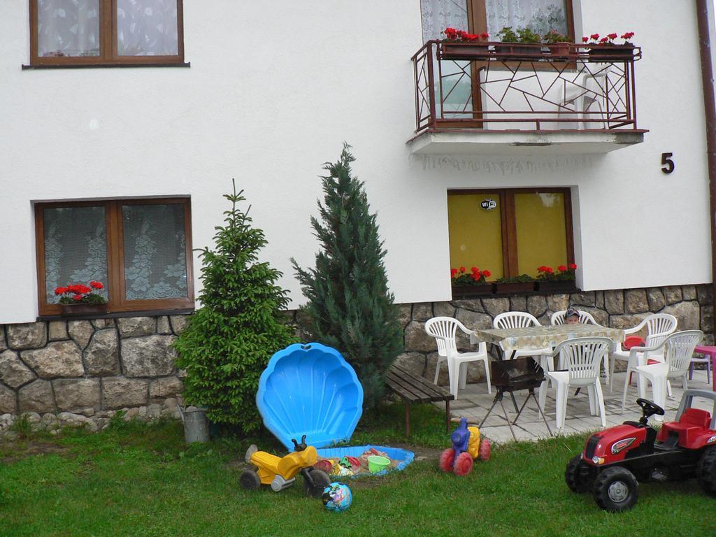 Apartman Bešeňová Extérieur photo
